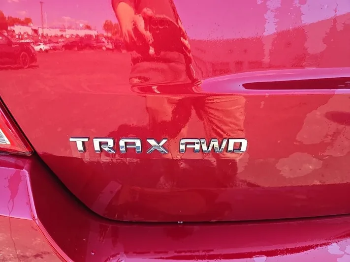 2018 Chevrolet Trax - view 7