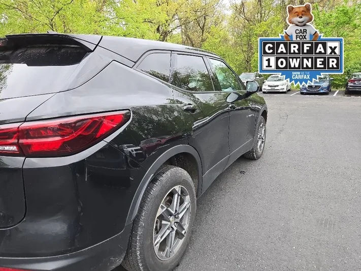 2023 Chevrolet Blazer - view 3