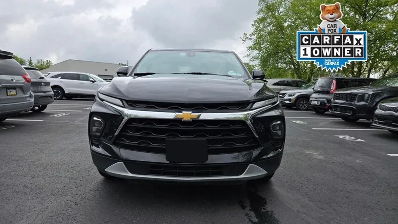 2023 Chevrolet Blazer - view 6