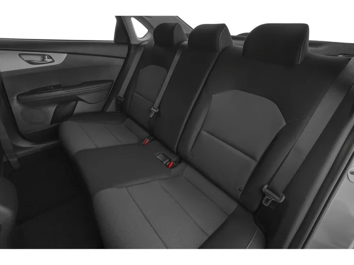 2024 Kia Forte - view 9