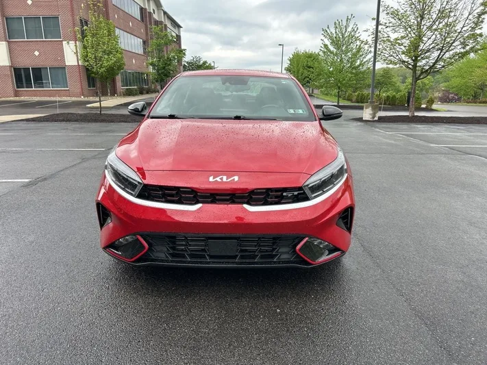 2024 Kia Forte - view 2