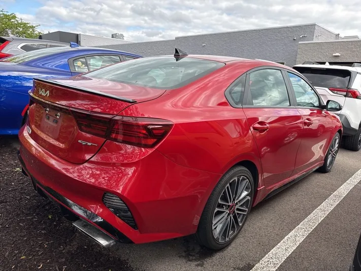2024 Kia Forte - view 44