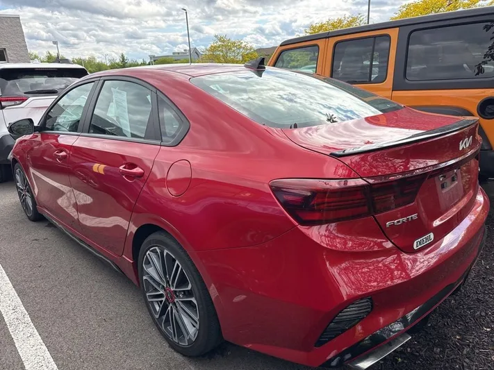 2024 Kia Forte - view 45