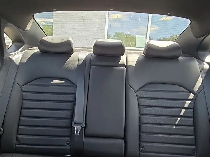 2023 Kia Forte - view 30