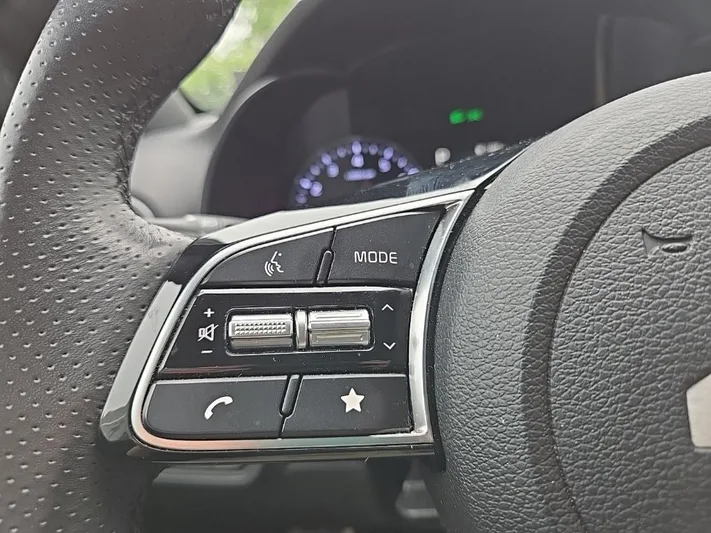 2024 Kia Forte - view 14