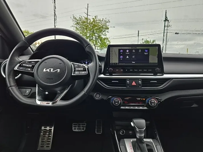 2024 Kia Forte - view 36