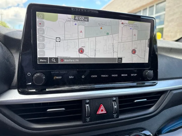 2024 Kia Forte - view 24