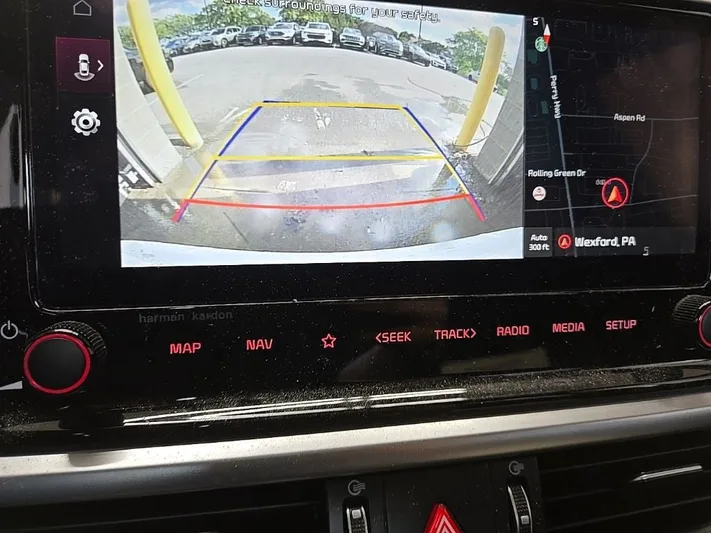 2024 Kia Forte - view 32