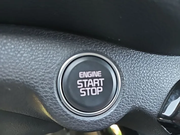 2024 Kia Forte - view 29