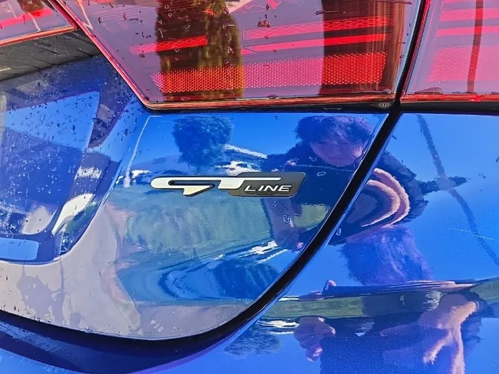 2024 Kia Forte - view 4