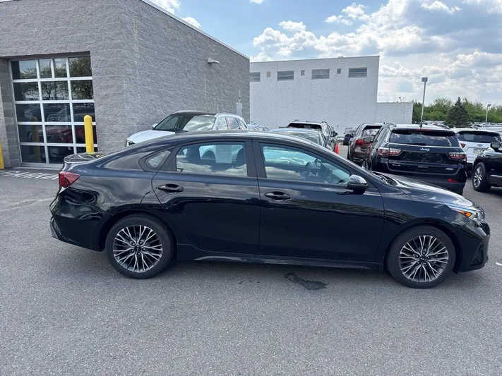 2024 Kia Forte - view 39