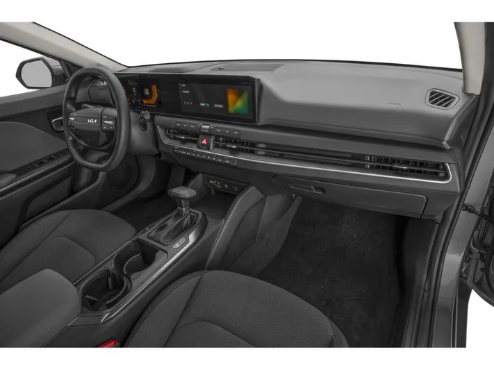 2025 Kia K4 - view 28
