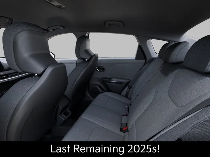 2025 Kia K4 - view 18