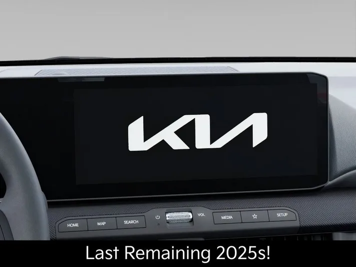 2025 Kia K4 - view 20