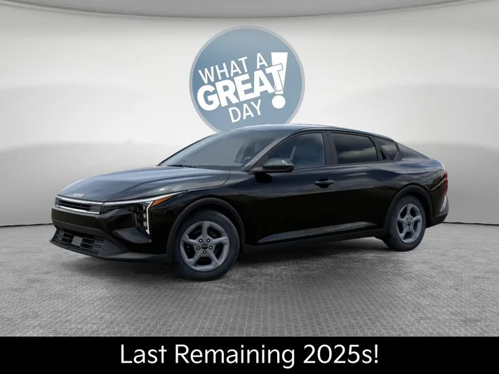 2025 Kia K4 - view 3