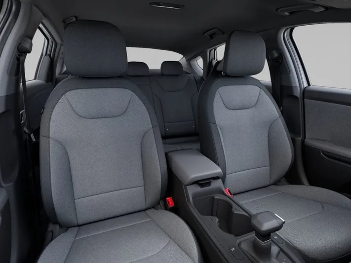 2026 Kia K4 - view 15
