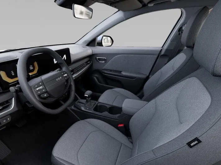 2026 Kia K4 - view 17