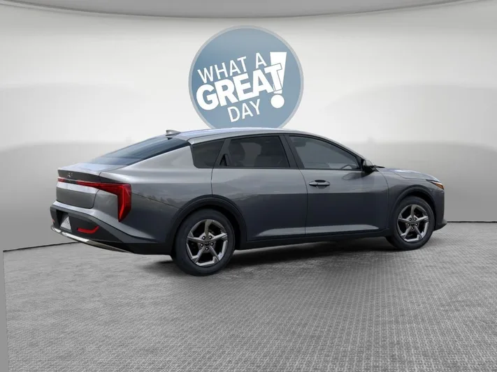 2026 Kia K4 - view 6
