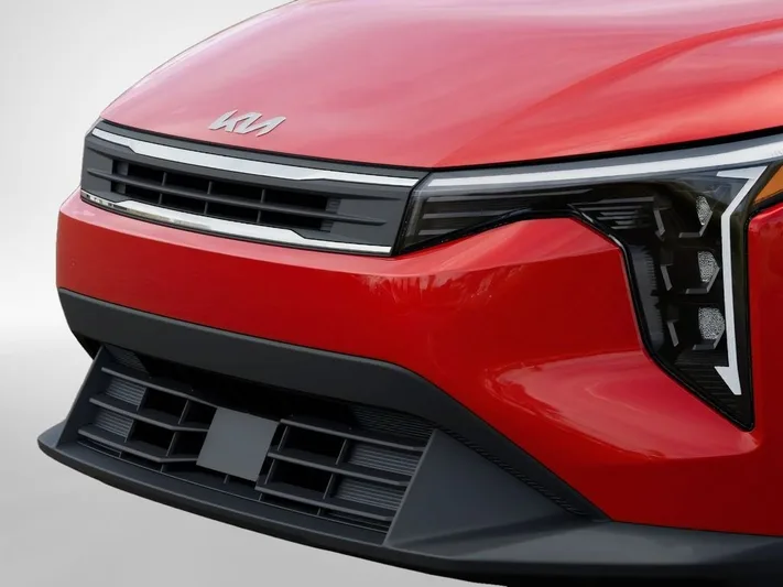 2026 Kia K4 - view 12