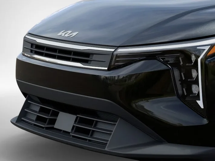 2026 Kia K4 - view 12