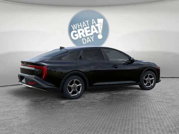 2026 Kia K4 - view 6