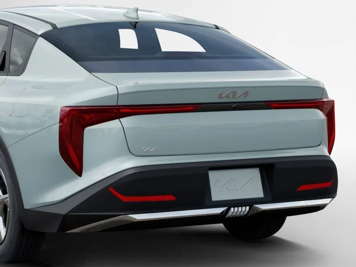 2026 Kia K4 - view 13