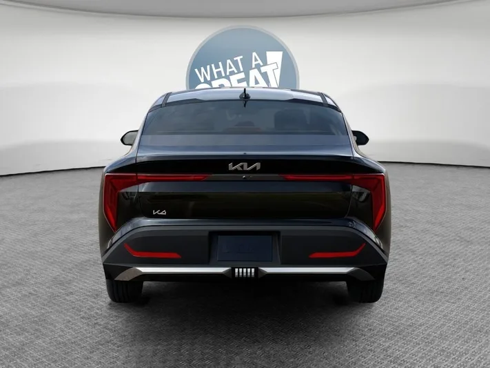 2026 Kia K4 - view 5