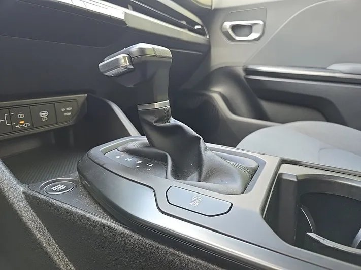 2025 Kia K4 - view 23