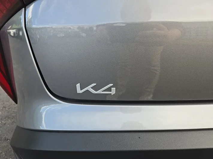 2025 Kia K4 - view 4