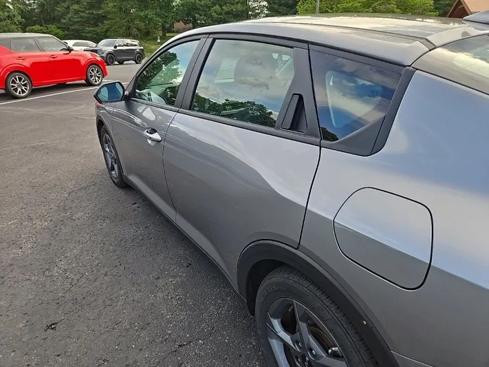 2025 Kia K4 - view 5