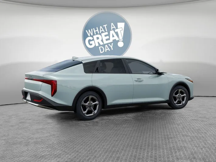 2026 Kia K4 - view 6