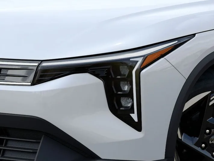 2026 Kia K4 - view 10