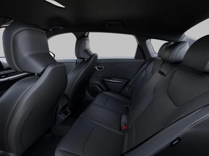 2026 Kia K4 - view 18