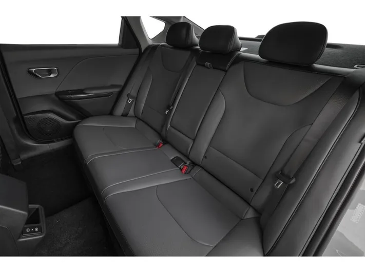 2026 Kia K4 - view 12