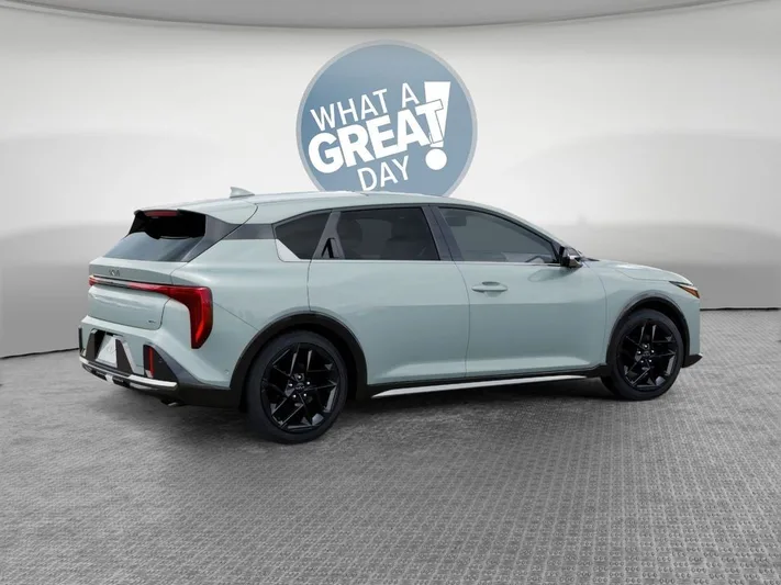 2026 Kia K4 - view 6