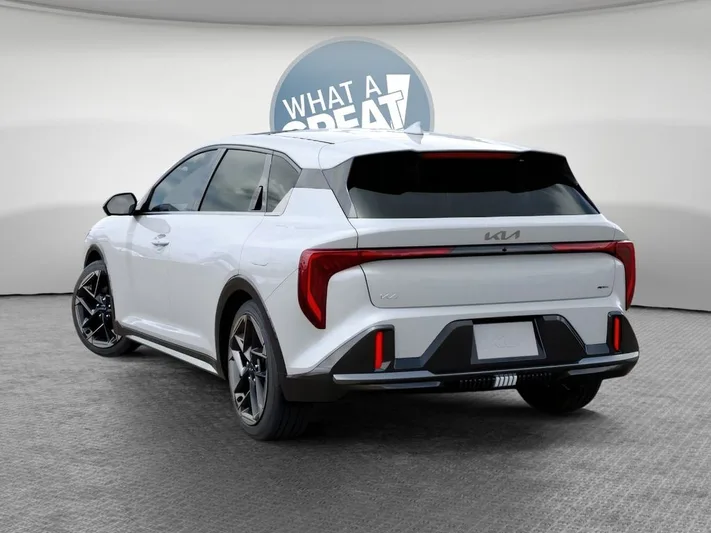 2026 Kia K4 - view 4