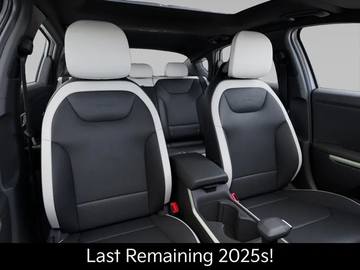 2025 Kia K4 - view 15
