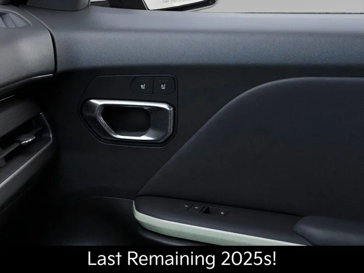 2025 Kia K4 - view 25