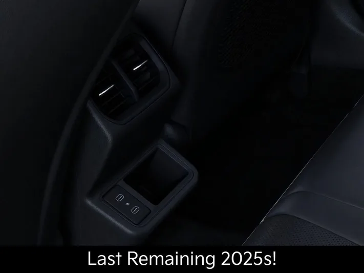 2025 Kia K4 - view 26