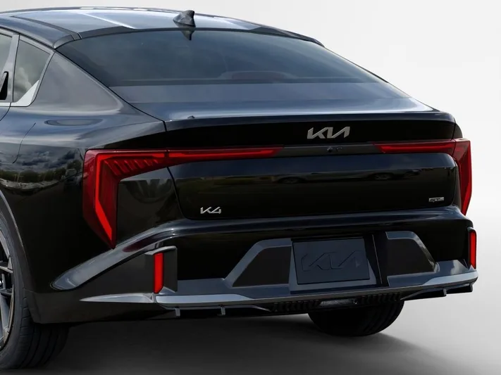 2026 Kia K4 - view 13