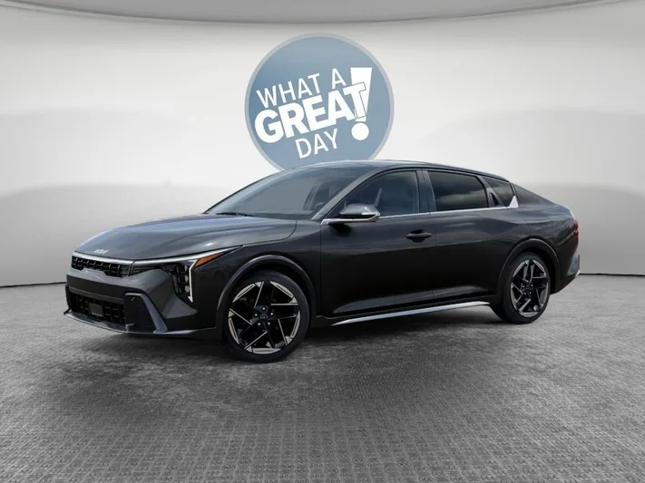 2026 Kia K4 - view 3