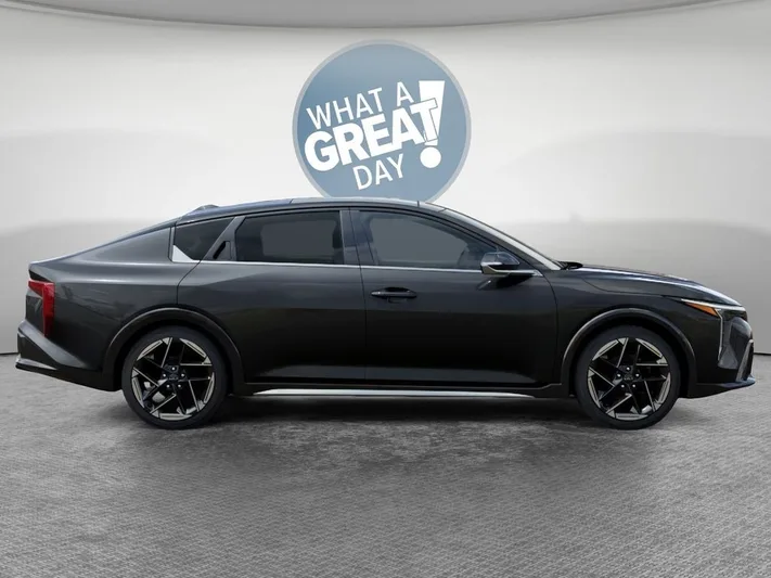 2026 Kia K4 - view 7