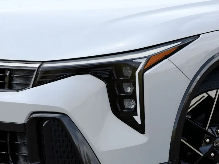 2026 Kia K4 - view 10