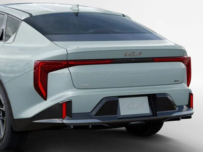 2026 Kia K4 - view 13