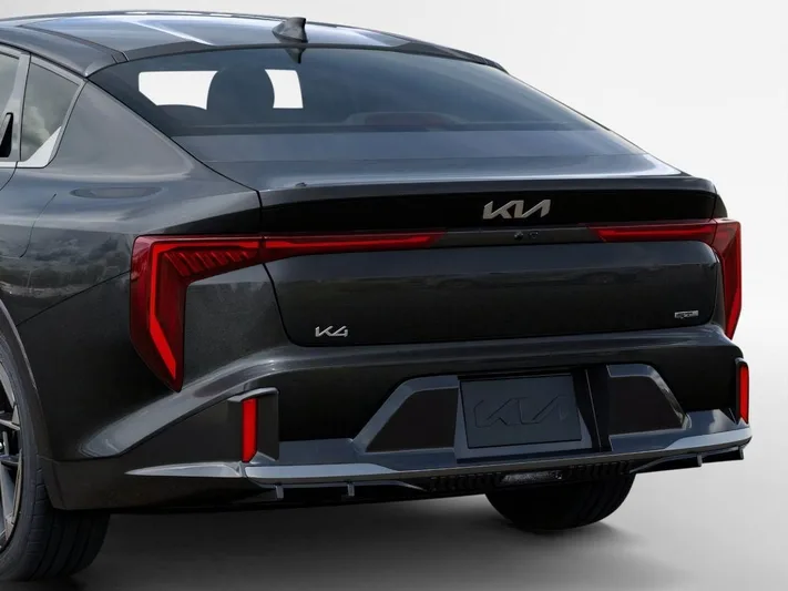 2026 Kia K4 - view 13
