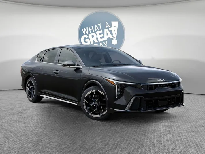 2026 Kia K4 - view 8