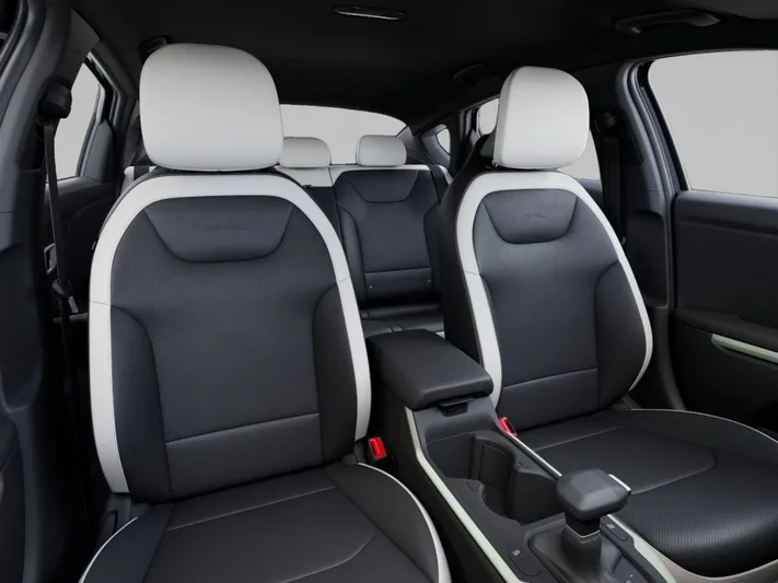 2026 Kia K4 - view 15