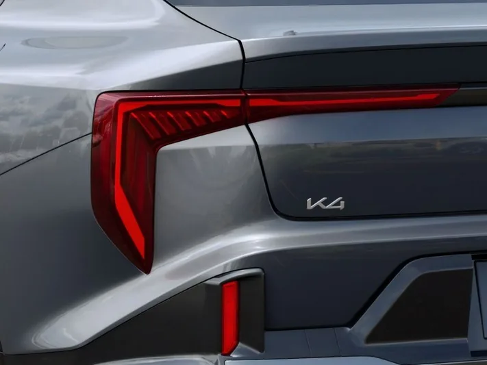 2026 Kia K4 - view 11
