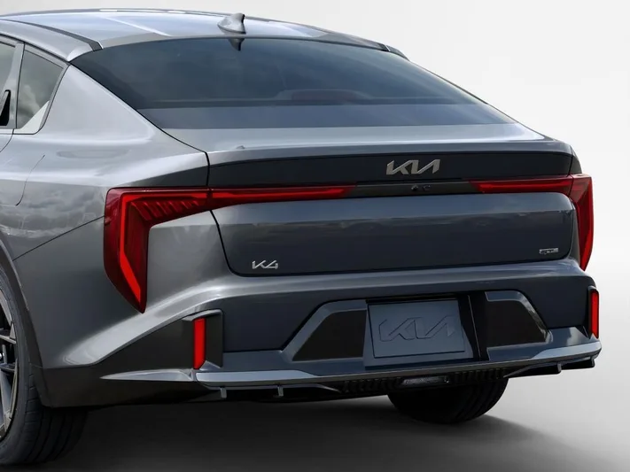 2026 Kia K4 - view 13