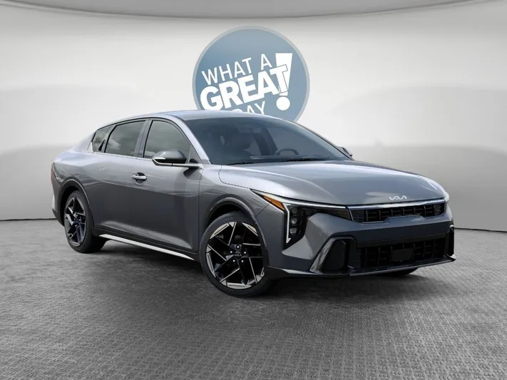 2026 Kia K4 - view 8
